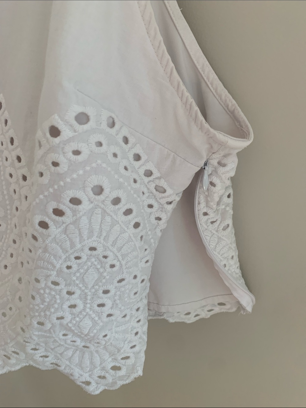 Abercrombie & Fitch Eyelet Relaxed Fit Tank Top White Medium Cottagecore Summer - Picture 7 of 9